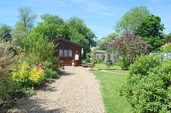 The Garden Lodge, swedish cabin in the garden.